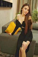 Ukrainian mail order bride Svitlana from Kiev with brunette hair and green eye color - image 3