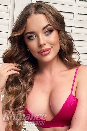 Ukrainian mail order bride Kateryna from Kiev with light brown hair and blue eye color - image 1