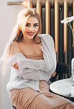 Ukrainian mail order bride Anna from San Francisco with blonde hair and green eye color - image 8