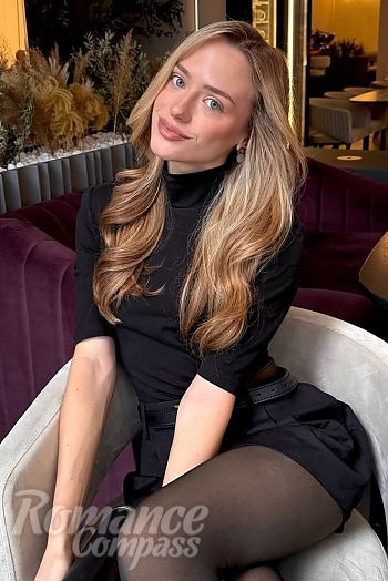 Ukrainian mail order bride Katerina from Cherkasy with blonde hair and green eye color - image 1