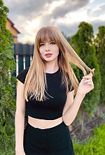 Ukrainian mail order bride Irina from Kyiv with light brown hair and green eye color - image 5