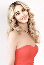Ukrainian mail order bride Irina from Praga with blonde hair and green eye color - image 3