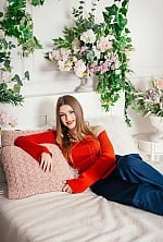 Ukrainian mail order bride Olha from Vinnitsa with light brown hair and brown eye color - image 11