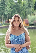 Ukrainian mail order bride Svetlana from Wien with blonde hair and green eye color - image 8
