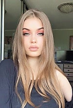 Ukrainian mail order bride Sofia from Kiev with light brown hair and blue eye color - image 7