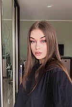 Ukrainian mail order bride Sofia from Kiev with light brown hair and blue eye color - image 3