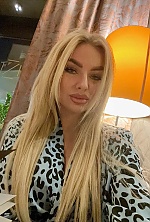 Ukrainian mail order bride Ekaterina from London with blonde hair and green eye color - image 4