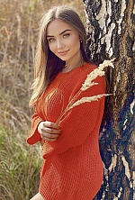 Ukrainian mail order bride Vika from Kamenskoe with light brown hair and grey eye color - image 8