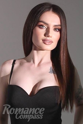 Ukrainian mail order bride Anastasia from Zaporozhye with light brown hair and green eye color - image 1