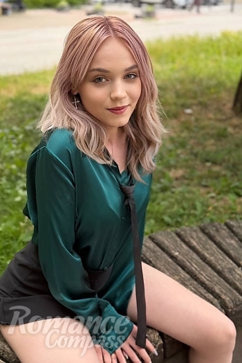 Ukrainian mail order bride Aleksandra from Ivano-Frankivsk with blonde hair and blue eye color - image 1