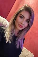 Ukrainian mail order bride Anastasia from Paris with blonde hair and green eye color - image 9