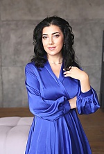 Ukrainian mail order bride Elena from Kiev with black hair and brown eye color - image 4