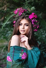 Ukrainian mail order bride Tatyana from Antwerp with light brown hair and brown eye color - image 9