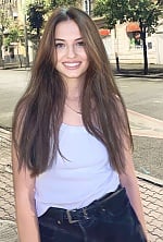 Ukrainian mail order bride Kateryna from Kiev with light brown hair and green eye color - image 3