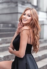 Ukrainian mail order bride Kateryna from Kiev with brunette hair and blue eye color - image 4