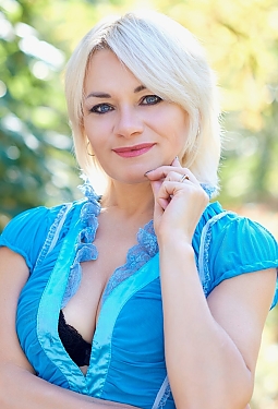 Alena, 53 y.o. from Odesa, Ukraine
