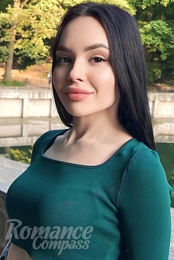 Ukrainian mail order bride Katerina from Kiev with light brown hair and brown eye color - image 1