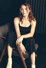 Ukrainian mail order bride Victoria from Vancouver with red hair and green eye color - image 9