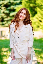 Ukrainian mail order bride Julia from Kriviy Rih with auburn hair and brown eye color - image 26