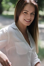 Ukrainian mail order bride Viktoriia from Kiev with brunette hair and hazel eye color - image 2