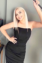 Ukrainian mail order bride Yuliia from Kiev with blonde hair and green eye color - image 5