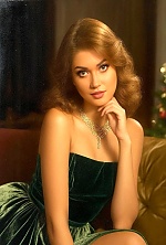 Ukrainian mail order bride Julia from Dubai with brunette hair and green eye color - image 7