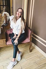 Ukrainian mail order bride Anna from Warsaw with light brown hair and green eye color - image 6