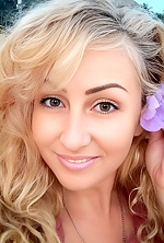 Ukrainian mail order bride Vita from Kyiv with blonde hair and grey eye color - image 5