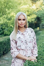 Ukrainian mail order bride Darina from Warsaw with blonde hair and blue eye color - image 2