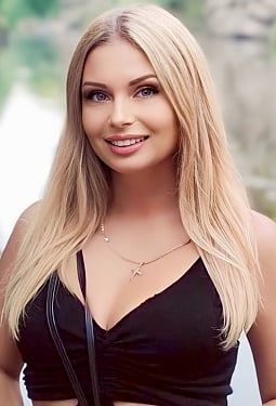 Elena, 30 y.o. from Kiev, Ukraine