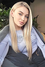 Ukrainian mail order bride Viktoria from Warsaw with blonde hair and blue eye color - image 3