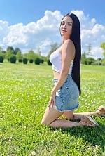 Ukrainian mail order bride Maryna from Sumy with black hair and brown eye color - image 9