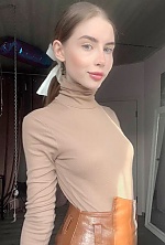 Ukrainian mail order bride Viktoria from Kiev with light brown hair and green eye color - image 4