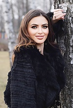 Ukrainian mail order bride Yulia from Kharkov with light brown hair and green eye color - image 11