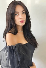 Ukrainian mail order bride Daria from Kiev with light brown hair and green eye color - image 7