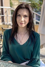 Ukrainian mail order bride Alina from Kiev with light brown hair and brown eye color - image 9