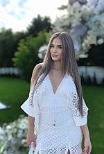 Ukrainian mail order bride Marta from Kiev with light brown hair and green eye color - image 6