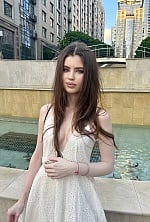 Ukrainian mail order bride Alona from Miami with light brown hair and blue eye color - image 8