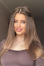 Ukrainian mail order bride Alona from Batumi with light brown hair and blue eye color - image 15