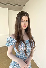 Ukrainian mail order bride Alona from Miami with light brown hair and blue eye color - image 6