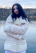 Ukrainian mail order bride Alona from Lubny with black hair and brown eye color - image 3
