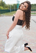 Ukrainian mail order bride Anna from Kyiv with light brown hair and brown eye color - image 9