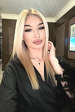 Ukrainian mail order bride Diana from Kyiv with blonde hair and brown eye color - image 18