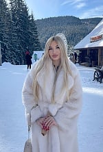 Ukrainian mail order bride Diana from Kyiv with blonde hair and brown eye color - image 9