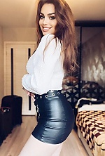 Ukrainian mail order bride Amina from Khmelnytskyi with brunette hair and grey eye color - image 5