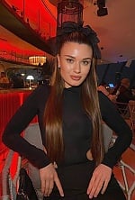 Ukrainian mail order bride Alina from Chicago with brunette hair and green eye color - image 10