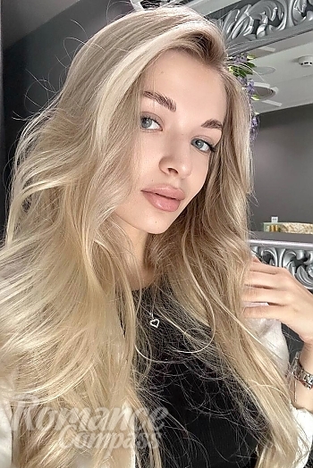 Ukrainian mail order bride Amalia from Kyiv with blonde hair and blue eye color - image 1