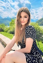 Ukrainian mail order bride Alina from Kyiv with blonde hair and brown eye color - image 3