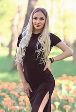 Ukrainian mail order bride Lyubava from Los Angeles with blonde hair and green eye color - image 4