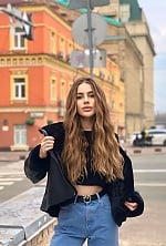 Ukrainian mail order bride Elizaveta from Kiev with light brown hair and brown eye color - image 2